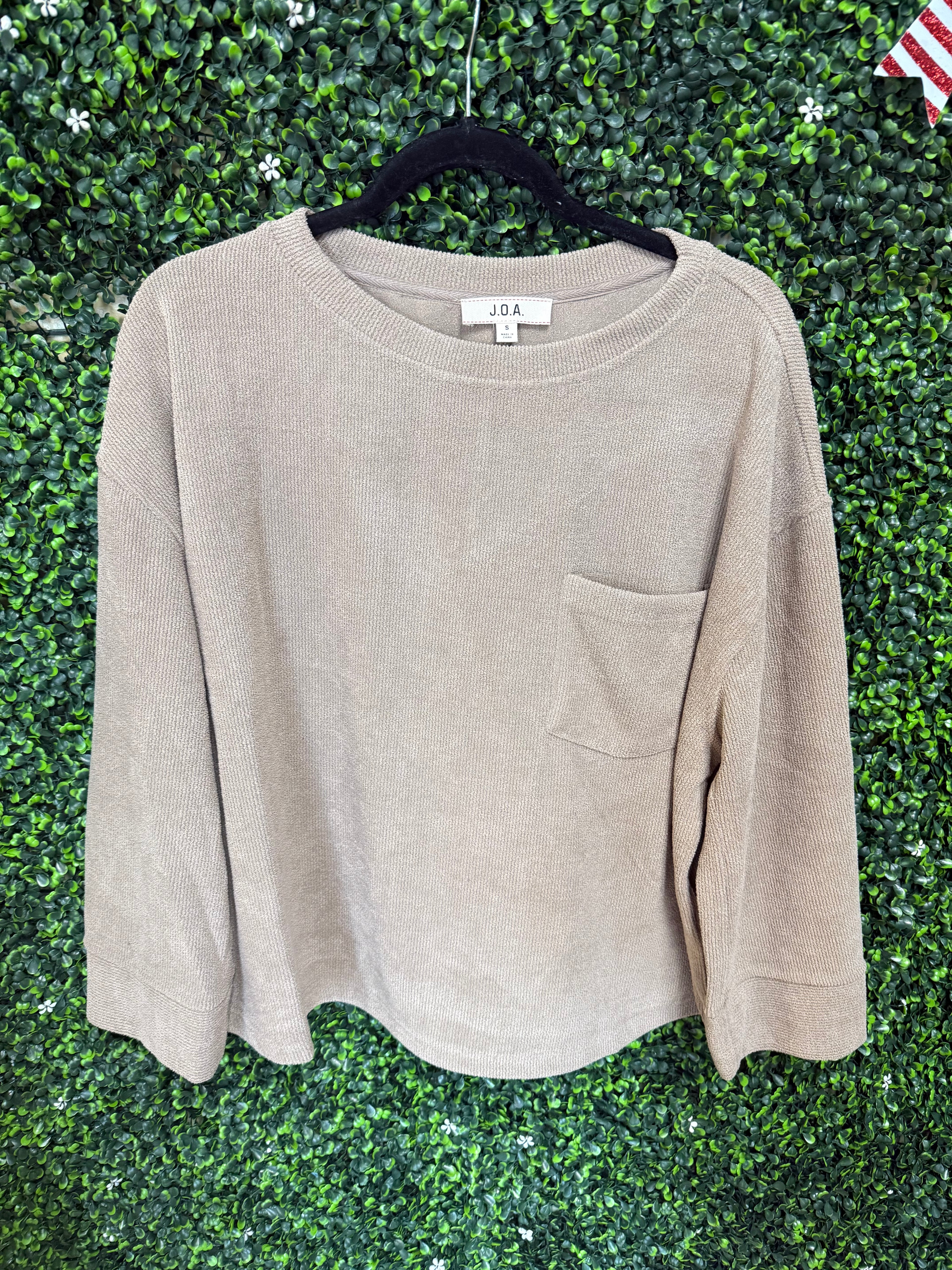 Ribbed Long Sleeve with Pocket
