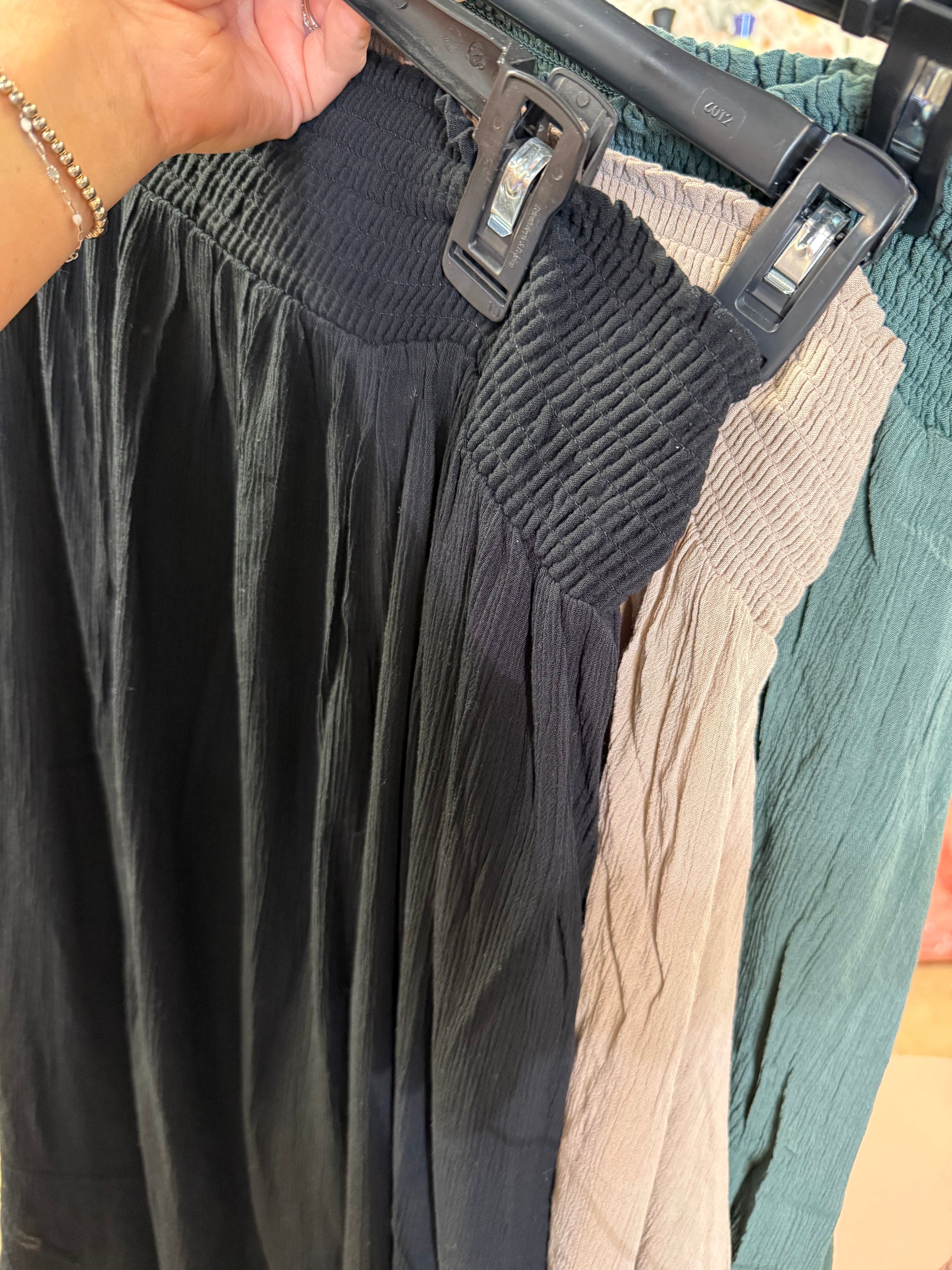 Everyday Elegance Midi Skirt – ZP1003